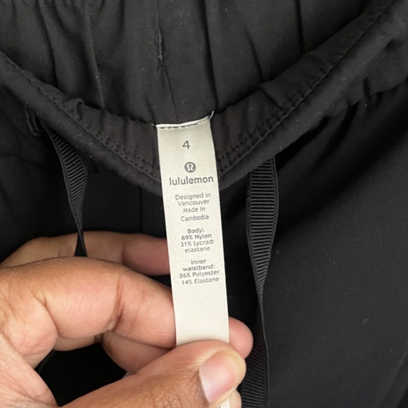 Lululemon On The Fly 7/8 Pant - Picture 5 of 5